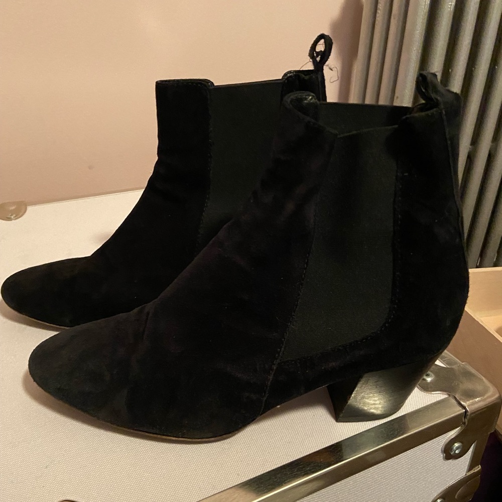 Water resistant suede booties 8.5